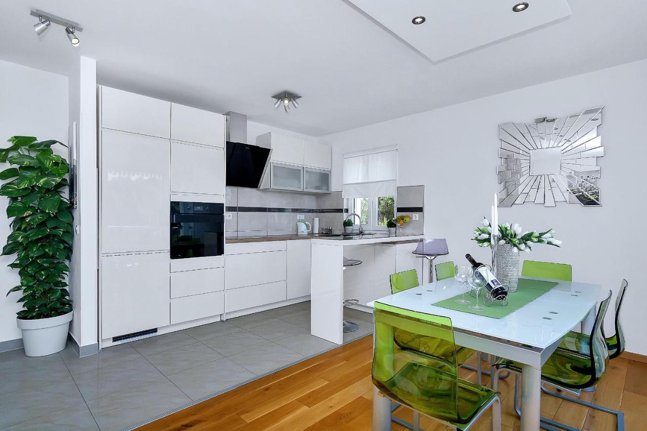 Apartment Ivana มาคาร์สกา ภายนอก รูปภาพ